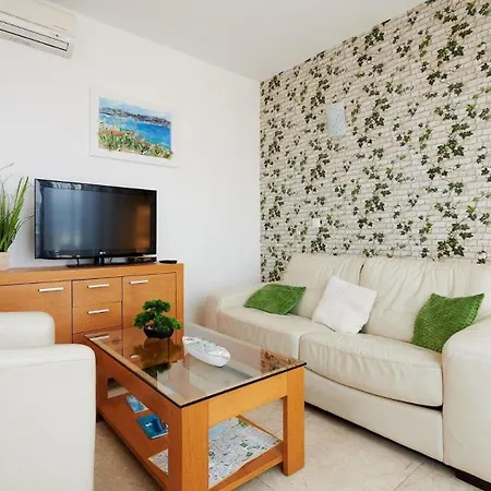 Fuer 4 Personen In Slatine, Dalmatien Apartment *